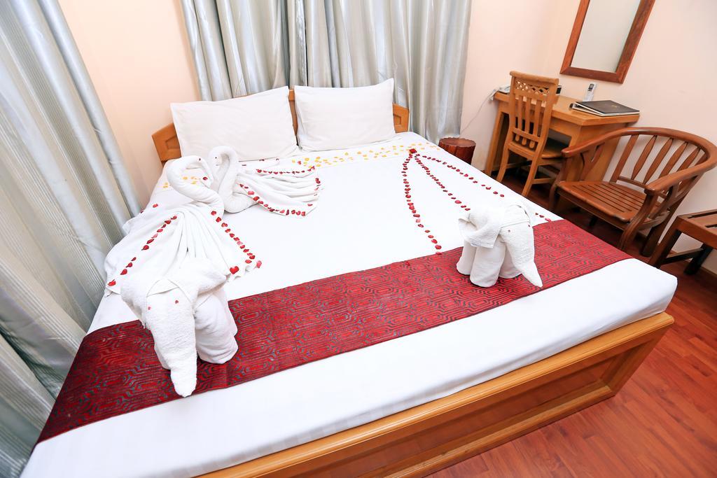 Royal Yadanarbon Hotel Мандалай Екстер'єр фото